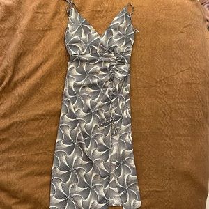 Black and White Midi